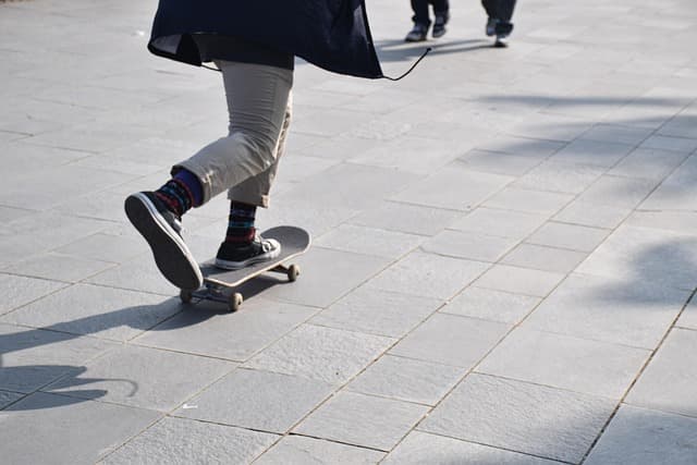 Cómo ahorrar dinero al comprar decks y equipamiento de skate online